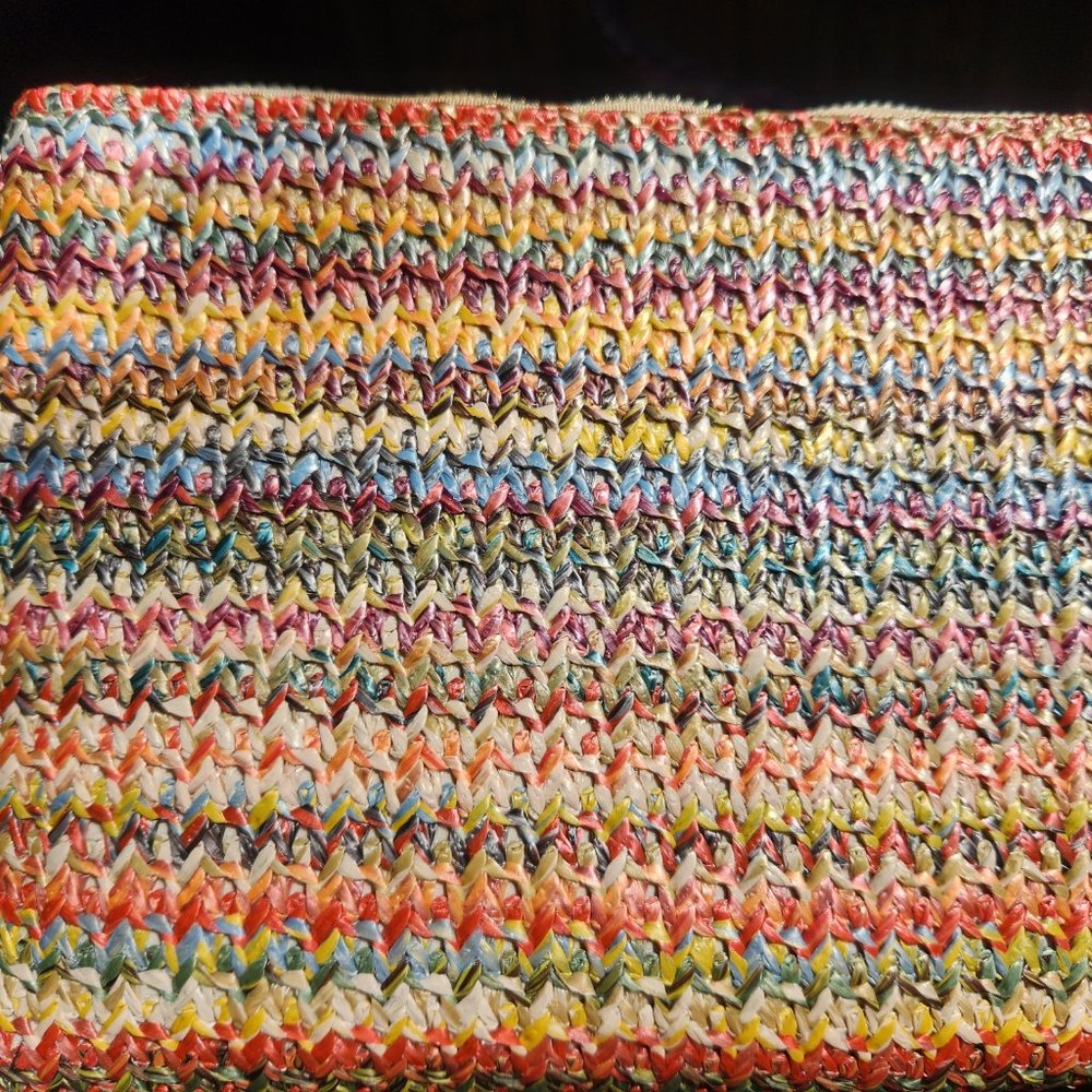 NWOT Striped Straw Clutch bag - Picture 2 of 5